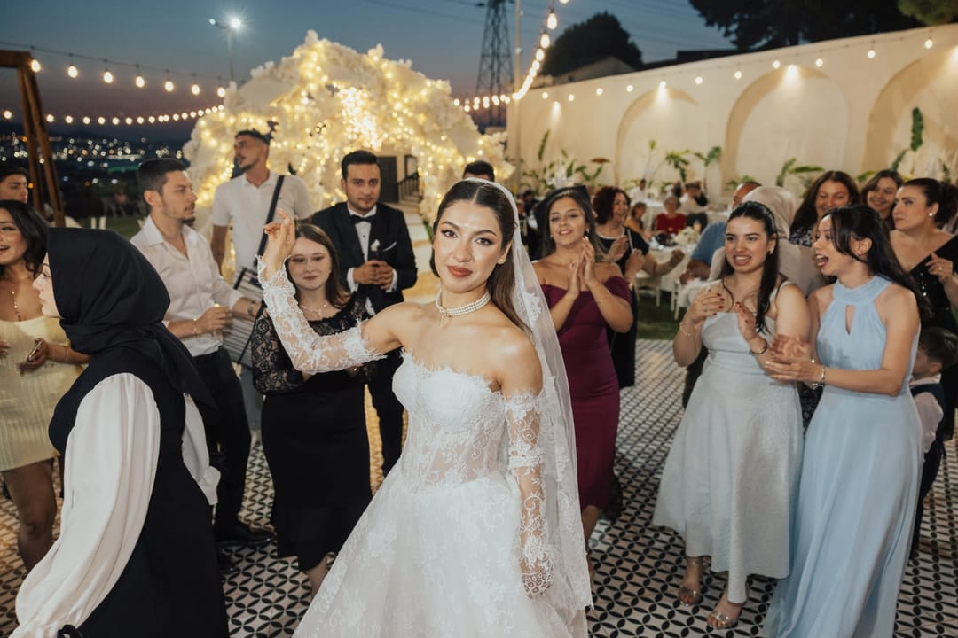 Foça ve Yeni Foça'dan gelecek çiftler için Aliağa